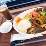 ラ・サンテ249 - 1日分の野菜カレー