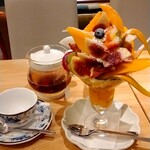 ベリーココ - セットの紅茶は＋300円（330円税込）で付けられる
