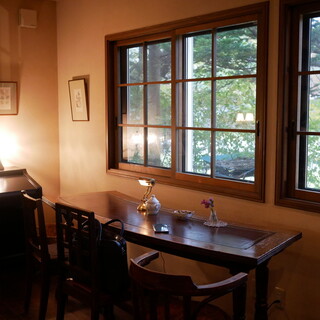 カフェ・ル・プティ・ニ・トロワ_2