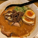 Ramen Jinam Bou - 黒らーめん