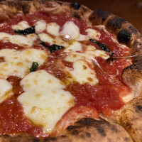 パージナ イタリアン ファイアワークス プラス カフェ ～薪焼きイタリアンとワイン～ - 