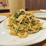 森海 - 干し豆腐サラダ