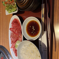 焼肉 しんうち 神楽坂 - 