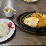 角屋食堂 - ハンバーグランチ@1000 鉄板タイプ