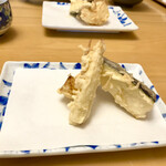 天ぷら よこい - ●三皿目
      ・ナス
      ・玉ねぎ
      ・ヤングコーン