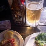 杉田もつ肉店 - オープンテラスで3冷