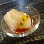 Maison4125 - ホタテ・パッションフルーツソース