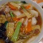 香来 - ♪ヽ(´▽｀)/広東メン
            
            880円（ミニ680円）
            
            とろーっとしたアツアツの五目あんかけと やさしいスープ