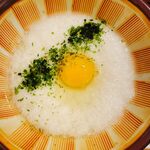 仙台牛たん 麦とろ 三代目文治 - とろろと擂り鉢。