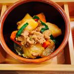 仙台牛たん 麦とろ 三代目文治 - キタアカリの肉じゃが。