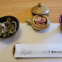 料亭 やまさ旅館 - エンペラの湯引き・肝の酢和え・生血