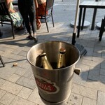 The Boathouse   - 残りのビールは冷やしてくれます