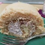 ピエニュー - イチゴのロールケーキ