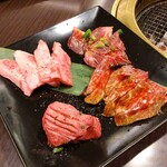 Tanjiroushimbashiten - お肉が超綺麗！