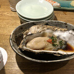 Itamae Sushi Hanare - 生牡蠣