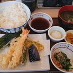 天丼・天ぷら本舗 さん天 - 