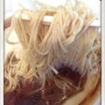 天国屋 - ウルメ煮干し醤油ラーメン
750円の麺
2013.5
