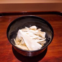 蓮 三四七 - ⚫松茸とワタリガニ真丈　お椀