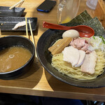 焼きあご塩らー麺 たかはし - 