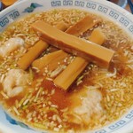 ウミガメ食堂 - タケノコワンタン麺♪