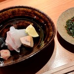 Sushi Yamato - 真鯛（鮟肝、もみじおろし）