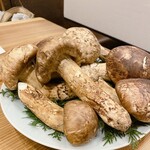 蕎麦割烹  倉田 - 立派な信州産松