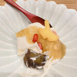 蕎麦割烹  倉田 - 原木椎茸、白だつ（胡麻の白和え)、無花果、生麩