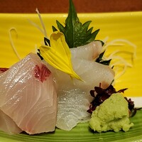 四季彩 - 