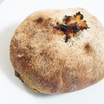 カミバン - 【2022.10】抹茶と栗のぱん(税込430円)