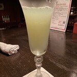 バー エイジング - マスカットのカクテル