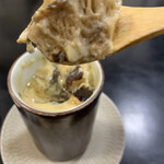 樋山 - 茶碗蒸し、スプーン上げ