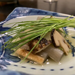 樋山 - 松茸と白芋茎、のおひたし