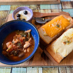 みどりの朝喫茶 - 2種類のチーズトースト美味しそう。
