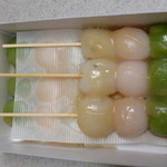 御菓子司 みよしの - 戻ってまで買ったお団子（笑）