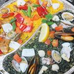 ビバパエリア - 料理写真:パエリアクラシコ＆イカ墨とシーフードのパエリア