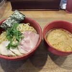 麺処　三鈷峰 - つけめん(冷)￥890中盛￥0