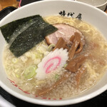 名代にぼしラーメン 渋谷 時代屋 - 