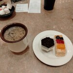 Garden Court Buffet - 