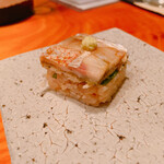 日本料理 たかむら - 秋田産黄鯛の押し寿司