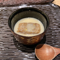 五本木 響 - 