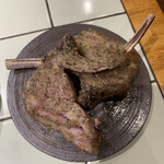 生ラムジンギスカン 世界一暇なラム肉屋 Fall in Lamb - 骨付きラムチョップ