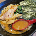 Yokohama Ie Keira Mensangen - スープ