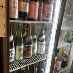 日本酒とお万菜 じゃんけんポン - 冷蔵庫に眠る魅惑の日本酒