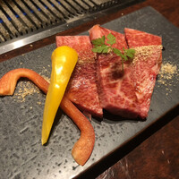 黒毛和牛焼肉 虎斑 北新地店 - 