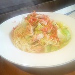 シャトン - サクラ海老と春キャベツのパスタ