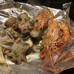 ひじてつ - 海鮮鉄板焼き1980円、大海老、ホタテ、飯蛸、ツブ貝