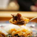 美会 - タレと混ぜて最高の一口に。