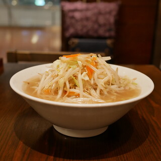 餃子とタンメン 天_0