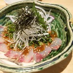 魚・串料理 つぼみ - ごまカンパチ