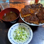 味処 叶 - 味噌かつ丼　ネギトッピング